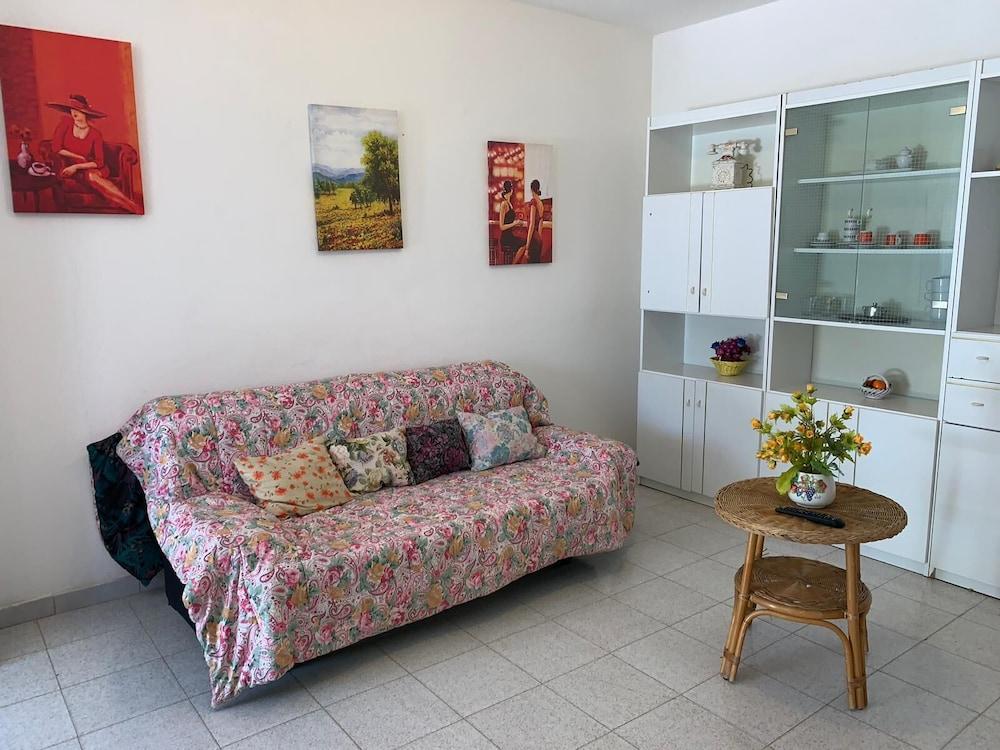 Residence Via Messina Pt Dx