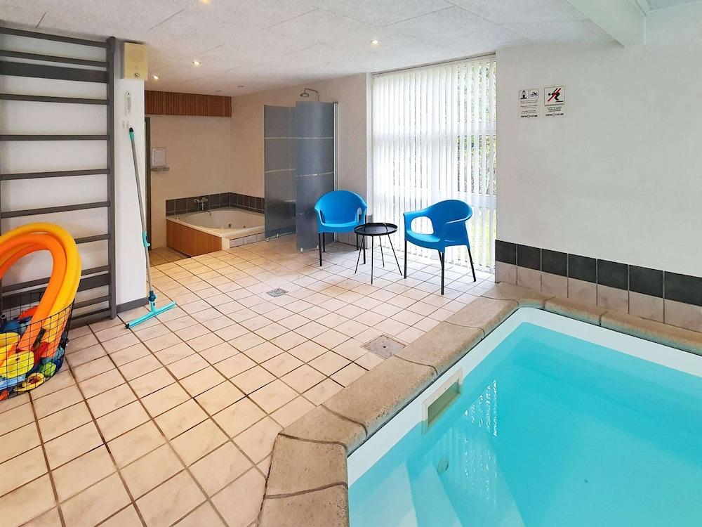 10 Person Holiday Home in Hadsund