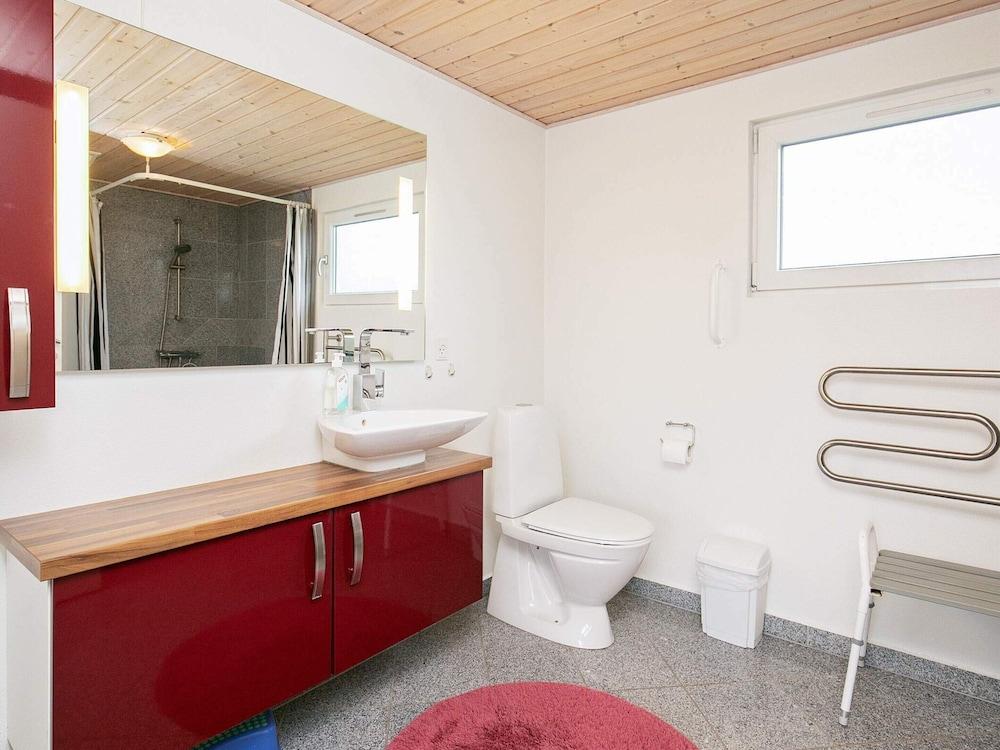 Cozy Coastal Retreat in Vorupor-by Traum