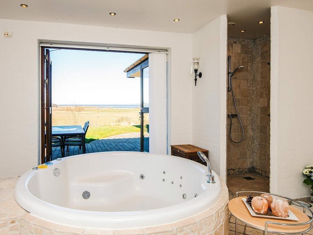 Luxury Fjordview Retreat-by Traum