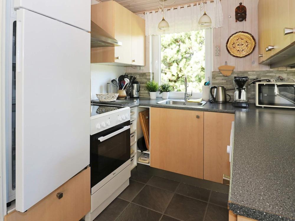 6 Person Holiday Home in Hadsund