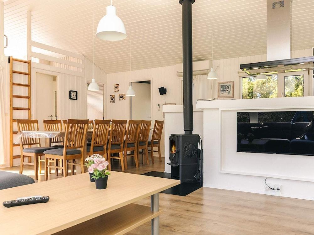 12 Person Holiday Home in Vaeggerlose