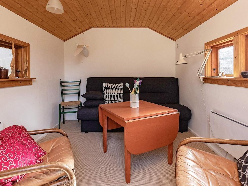 6 Person Holiday Home in Gedser