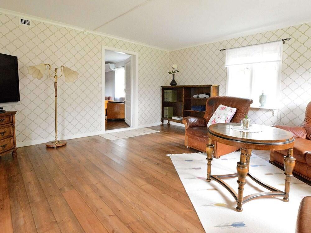 Holiday Home in Håcksvik