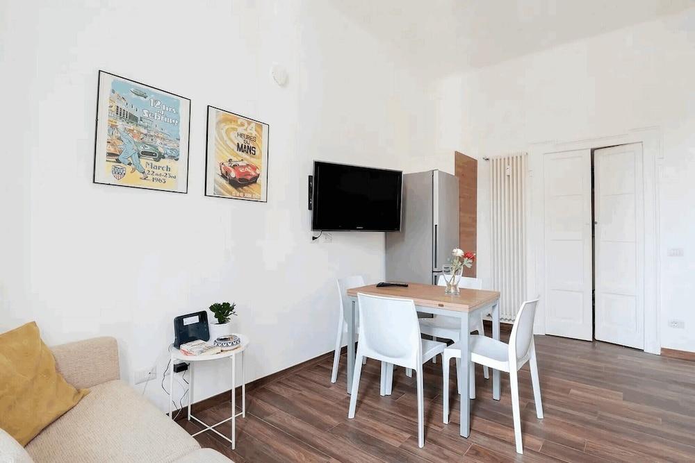 Isola View Renovated Apartment