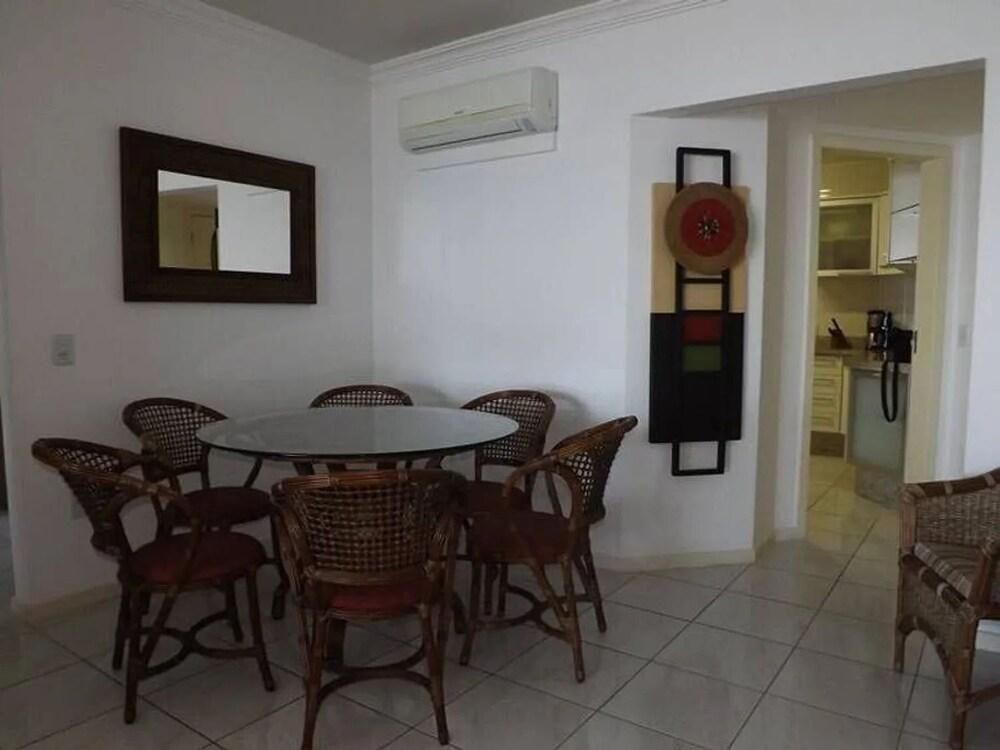 Apto Luxuoso Beira Mar