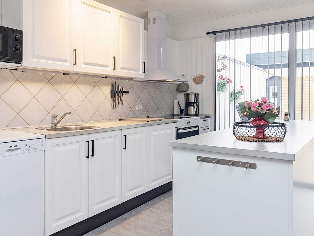 6 Person Holiday Home in Thisted