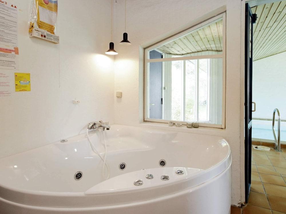 8 Person Holiday Home in Fjerritslev-by Traum