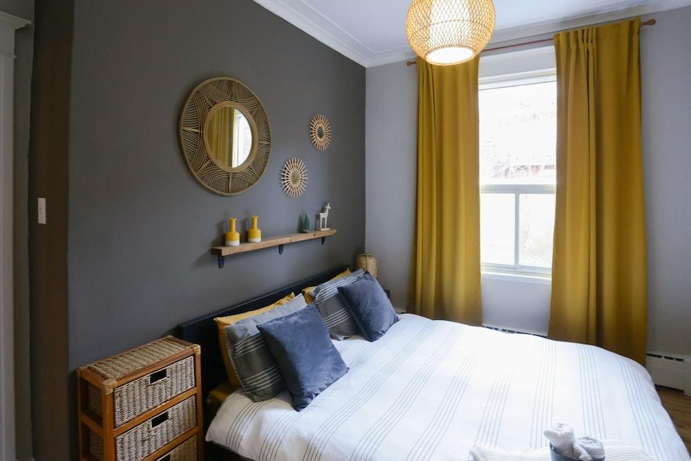 The Authentic and Charming Montrealer