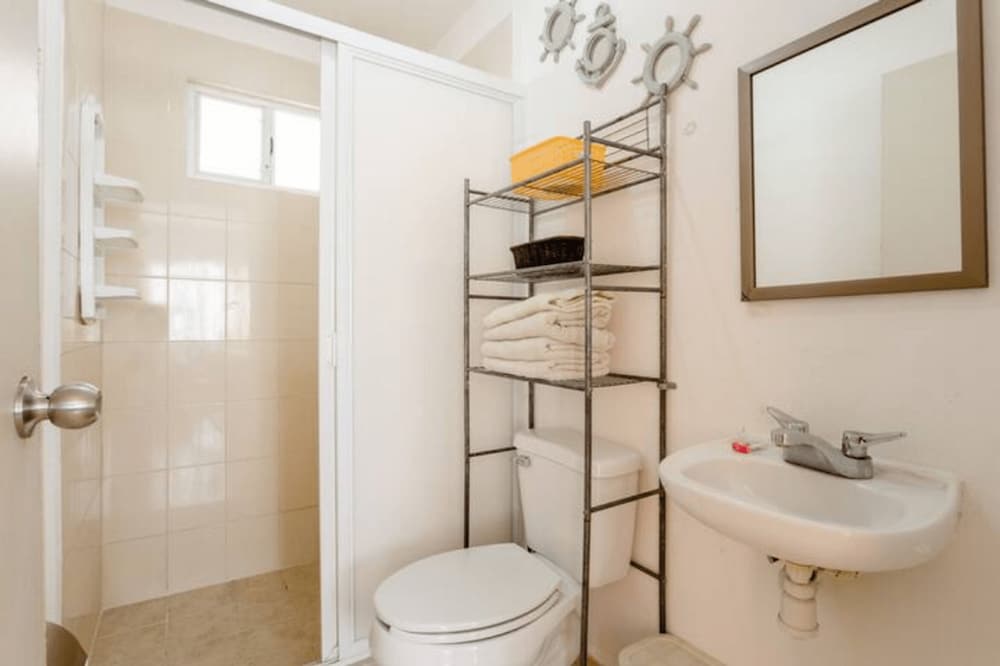 Rent Private Apartment With Pool and Parking