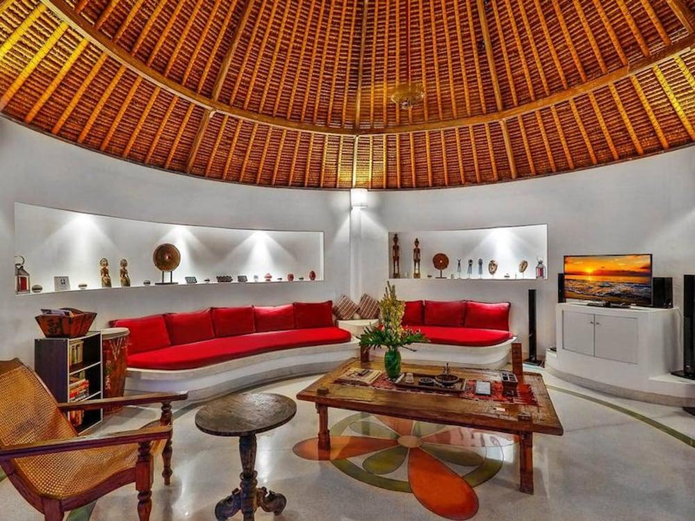 Villa Damai Kecil Seminyak