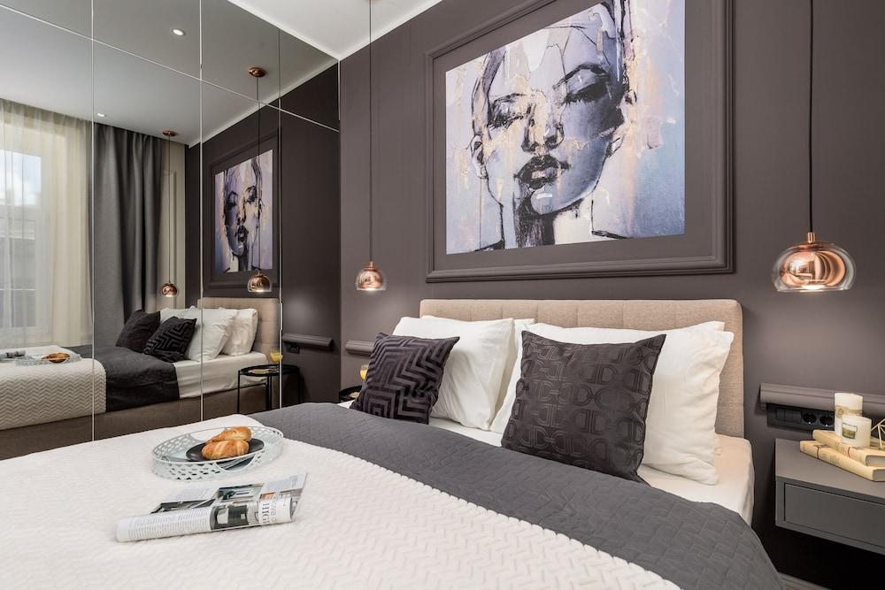 Luxury Number 1 Apartments