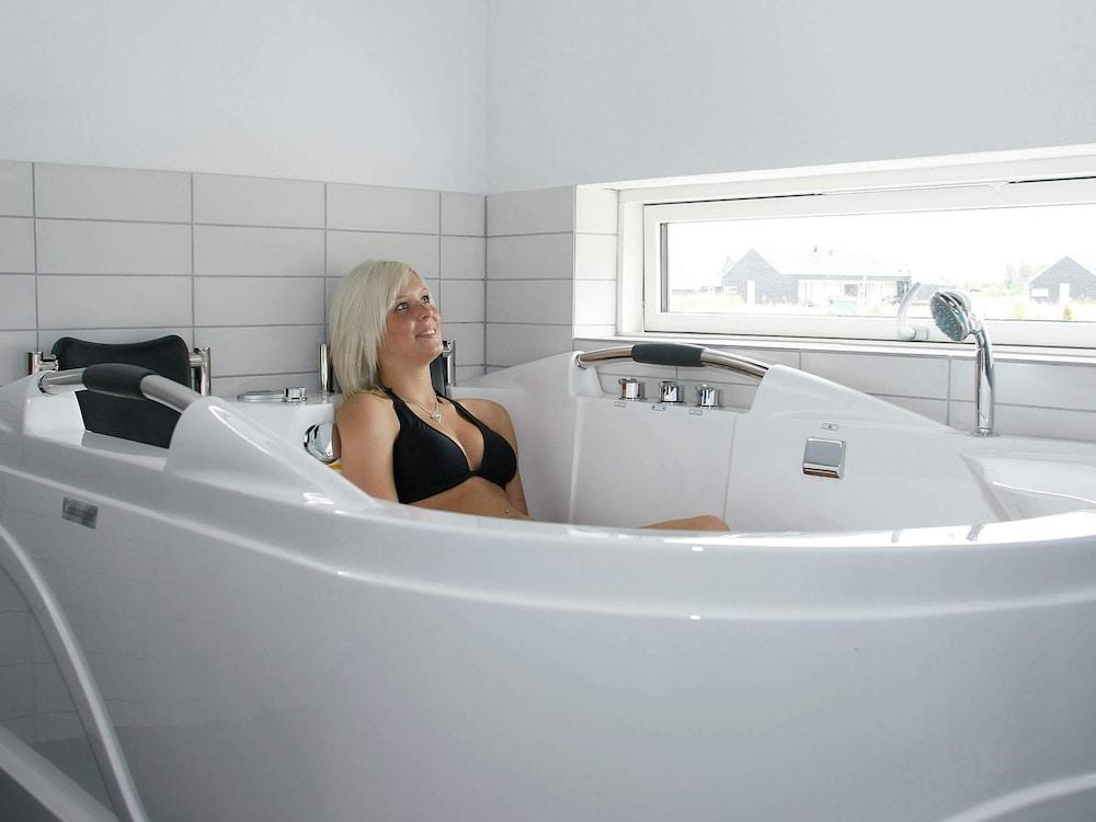 10 Person Holiday Home in Brovst-by Traum