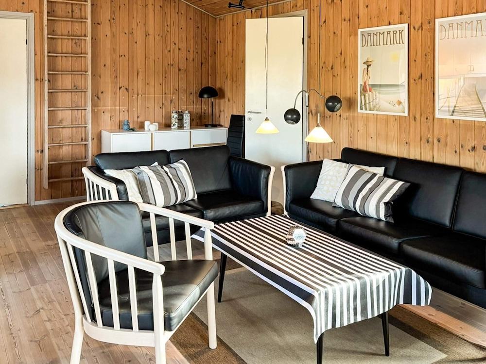 8 Person Holiday Home in Albaek-by Traum