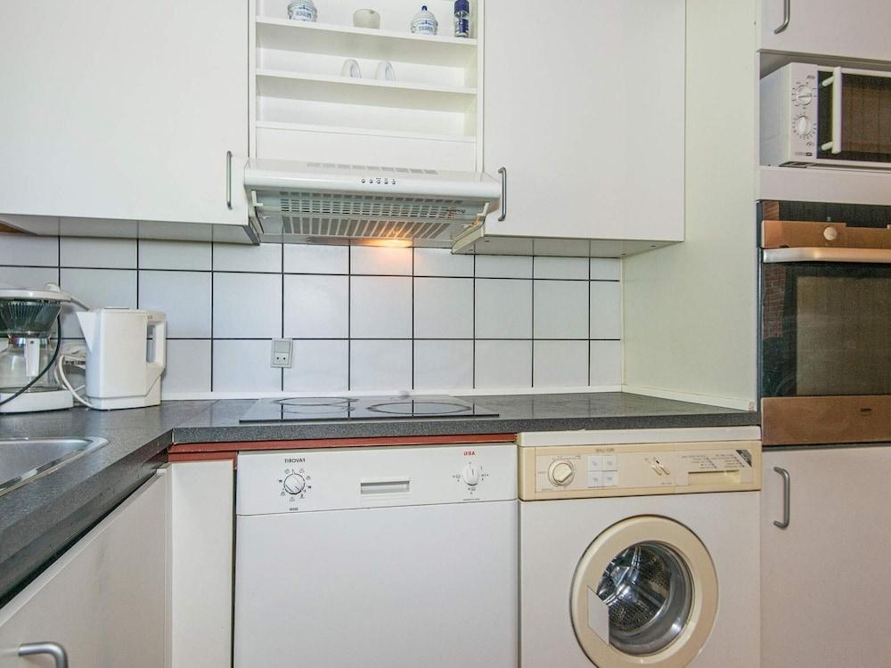 6 Person Holiday Home in Orsted-by Traum