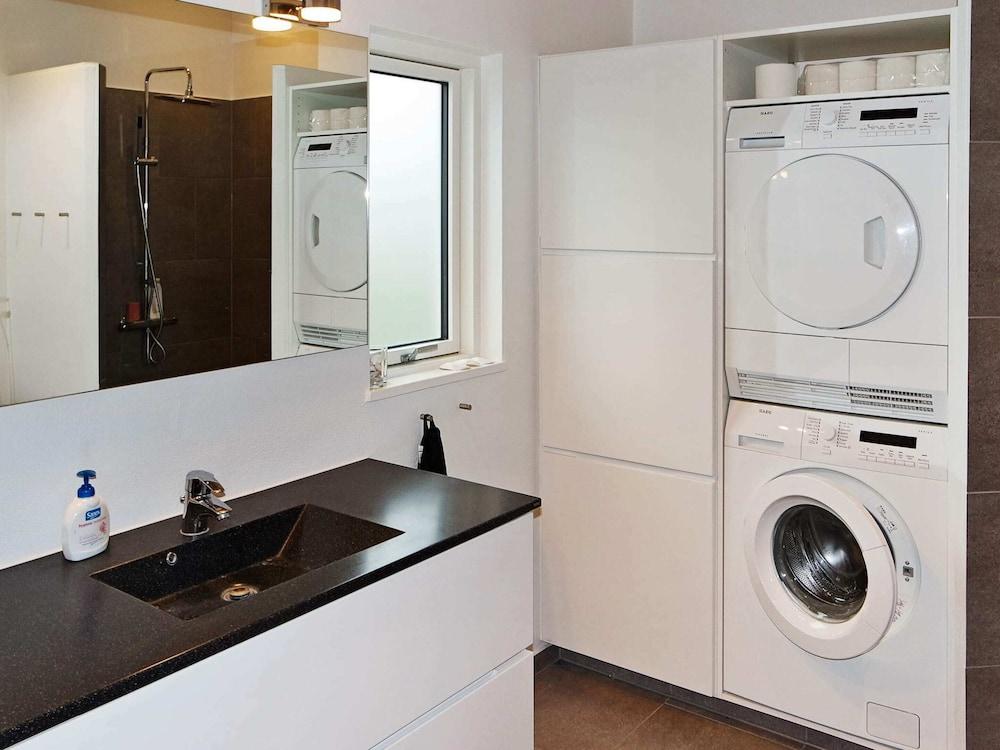 10 Person Holiday Home in Hadsund-by Traum