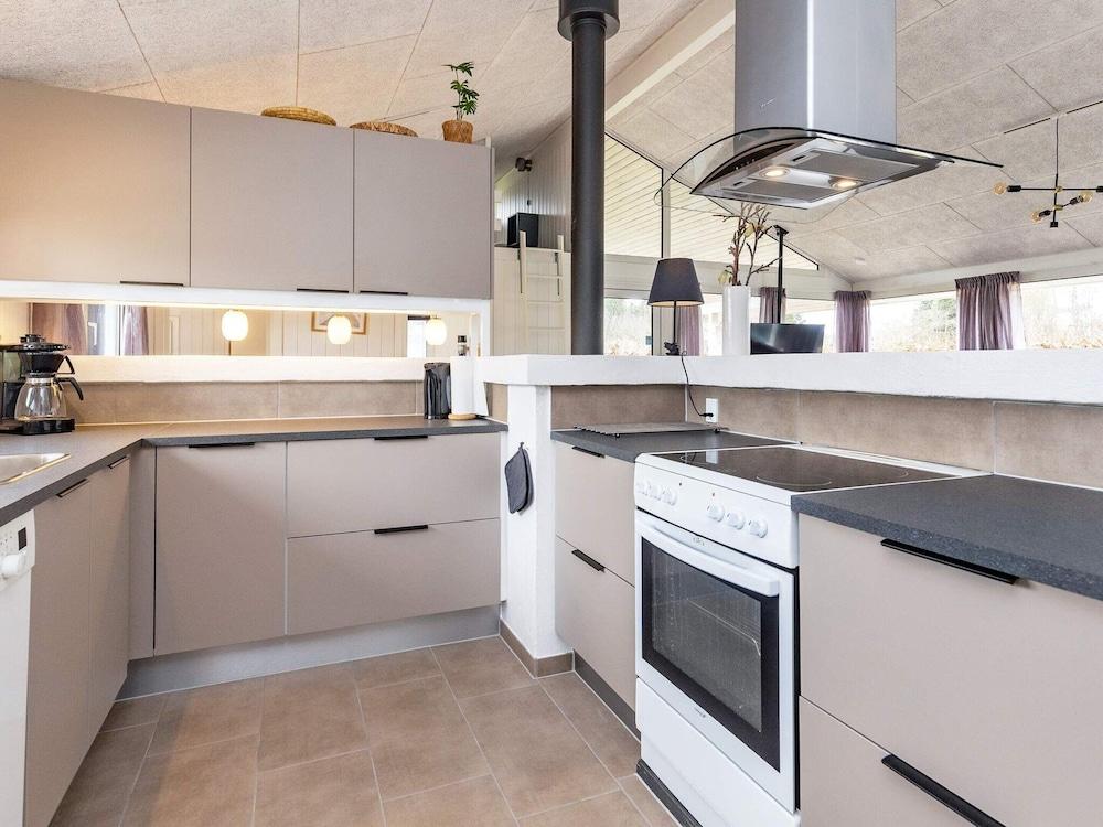 10 Person Holiday Home in Bindslev-by Traum