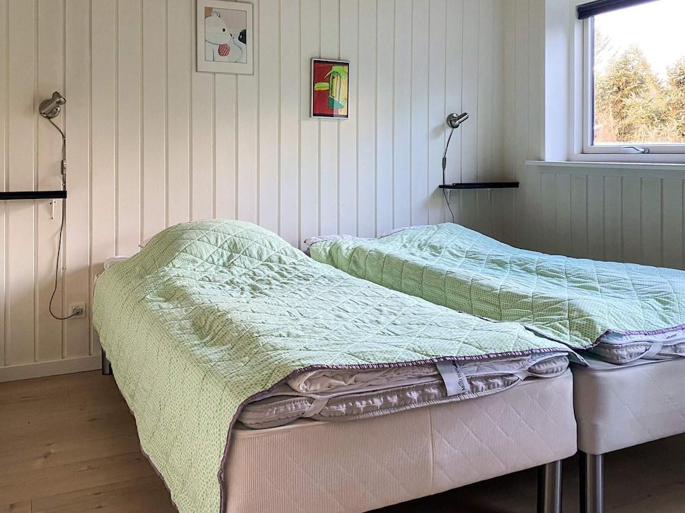 6 Person Holiday Home in Spottrup-by Traum