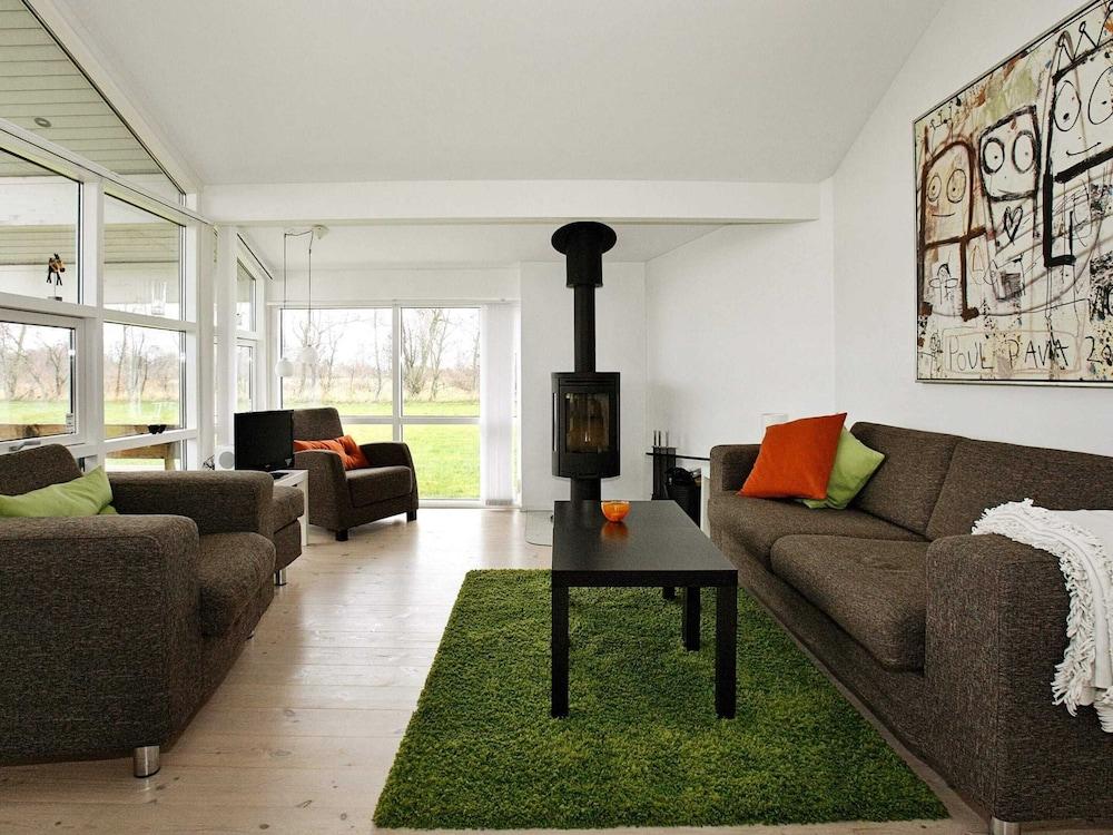 6 Person Holiday Home in Hadsund-by Traum