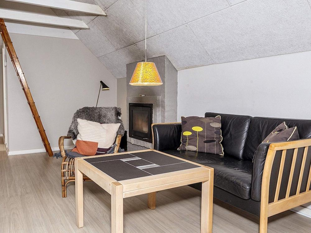 6 Person Holiday Home in Thisted-by Traum