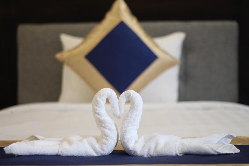 Starlight Villa Beach Resort & Spa