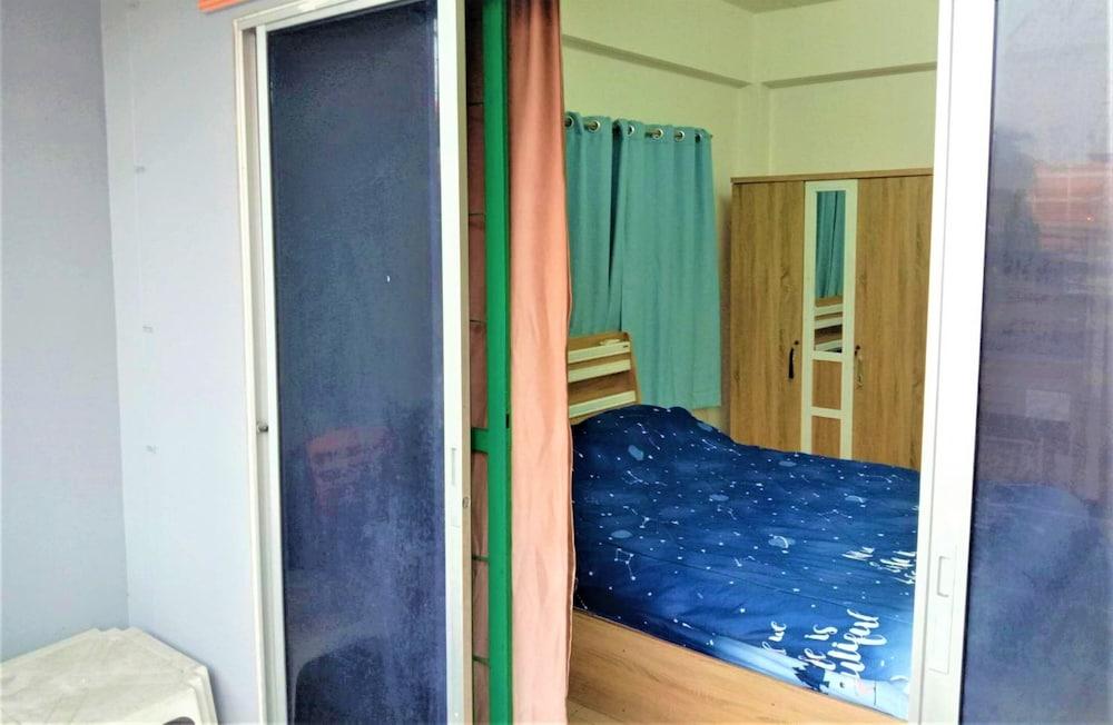 COZY Rooms @ Bitcoin Bistro