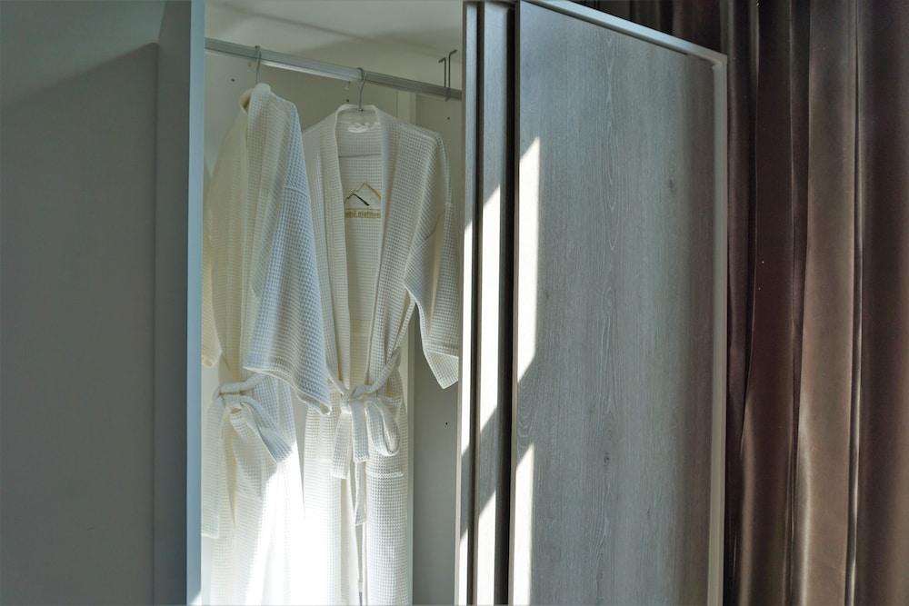 Mountain Green The Boutique