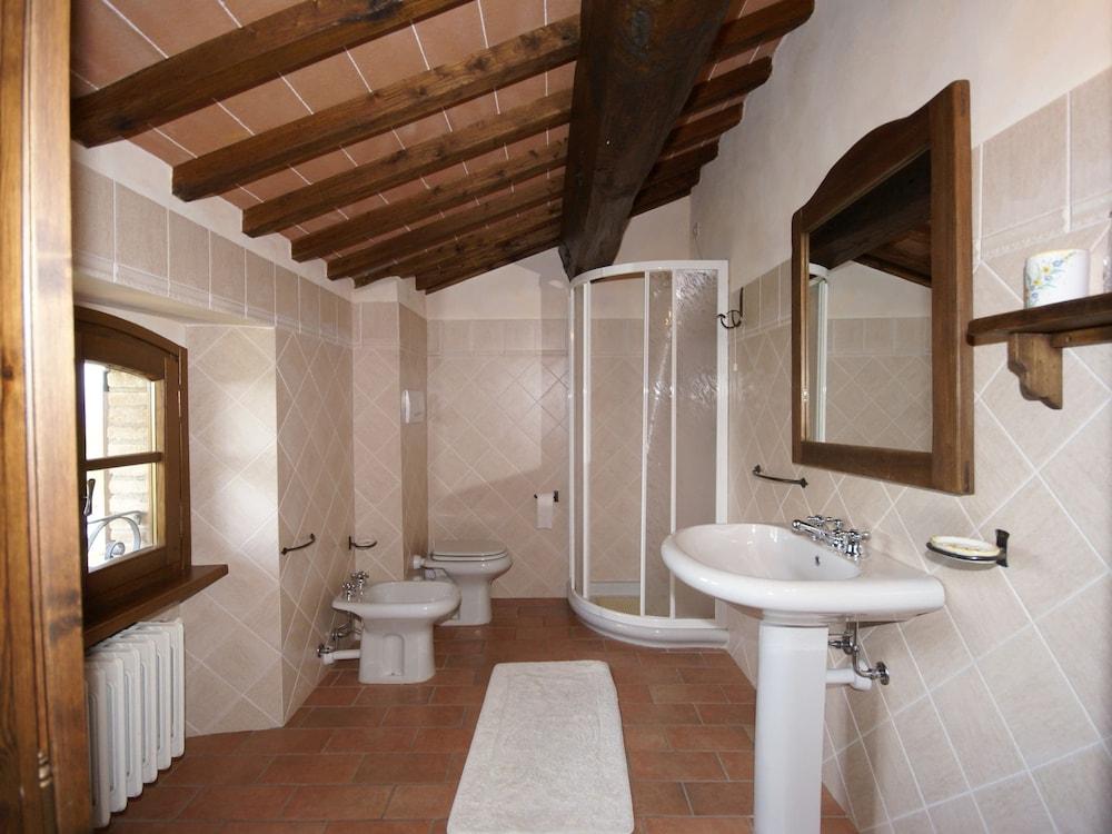 Holiday Home in Montone With Pool & Garden