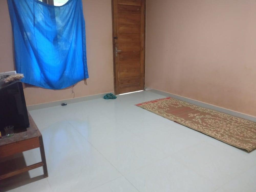 Elvira Homestay - Hostel