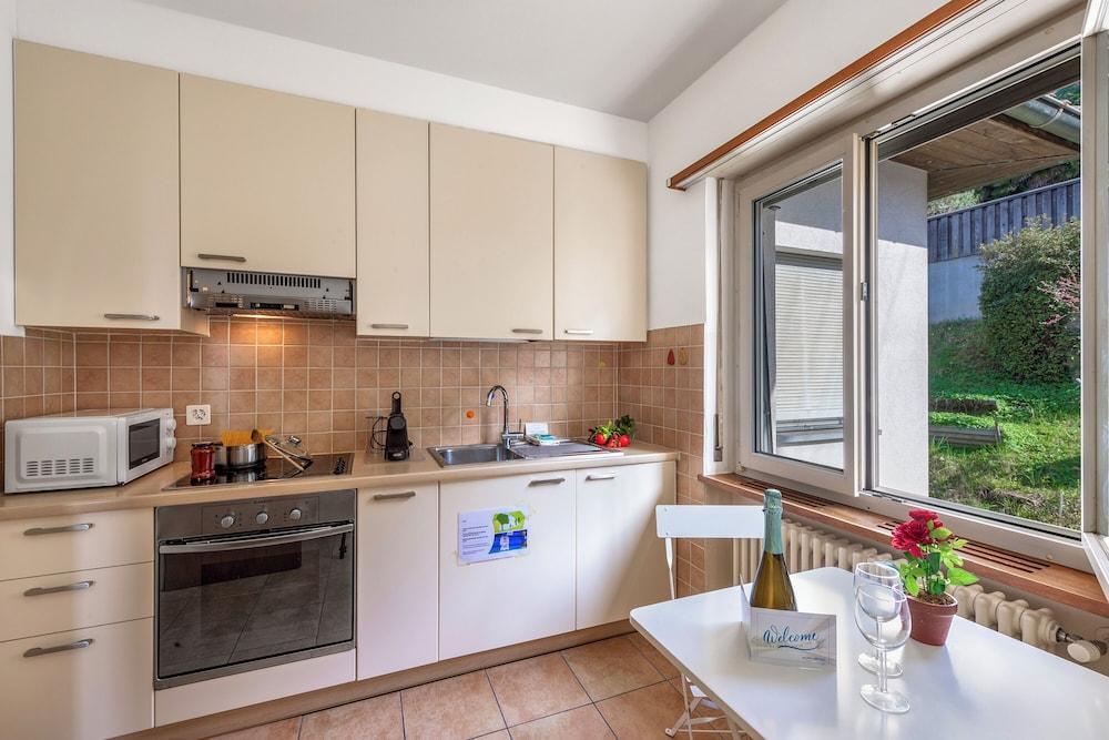 Garden on the lake 2