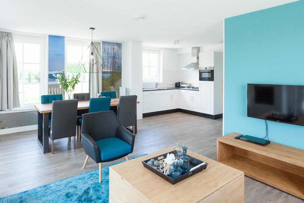 Beautiful Villa Near North Sea Beach