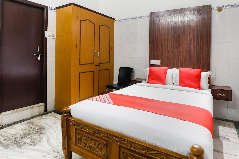 OYO 65719 Sree Ganesh Mahal