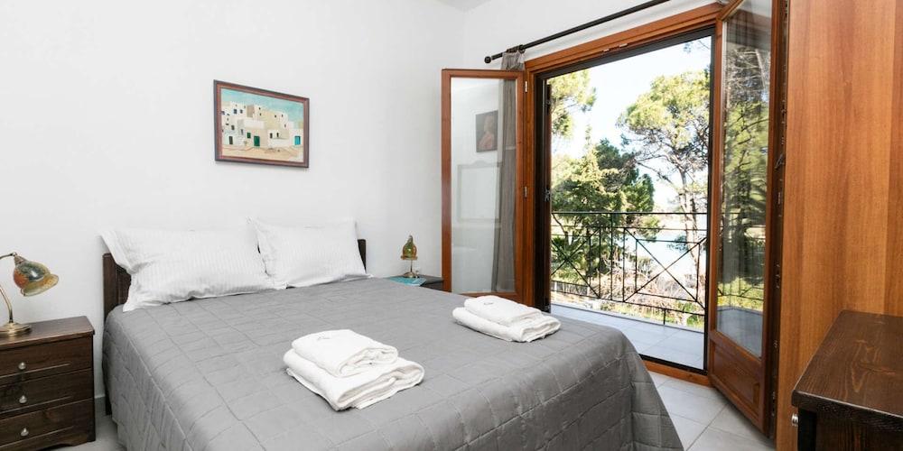 Filyra Private Beach Villa