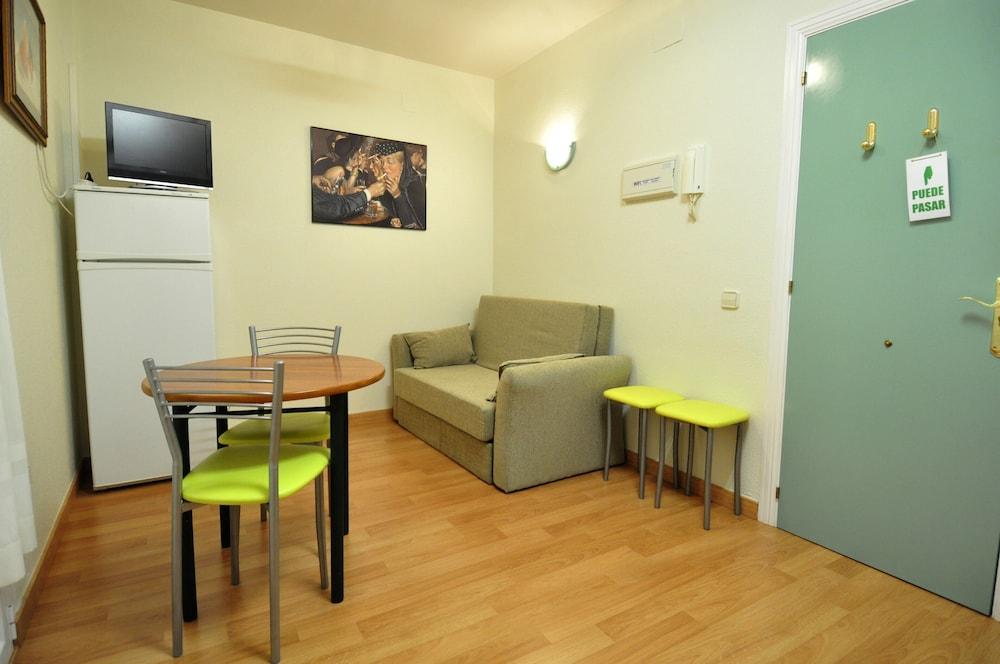 Hotel Apartamentos Aralso Sotillo