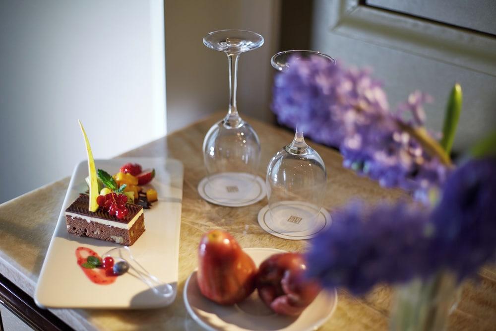 Wenling International Hotel