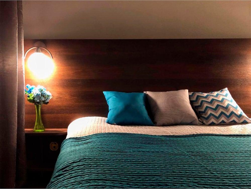 BOW Hotel on Nevsky 136