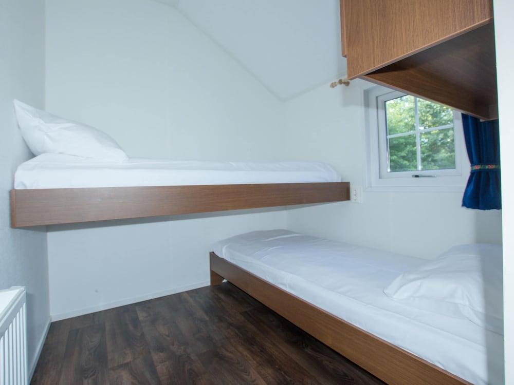 Charming Lodge in Staphorst With Pool Access