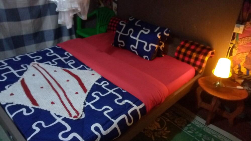 Nkuringo Home Stay - Hostel