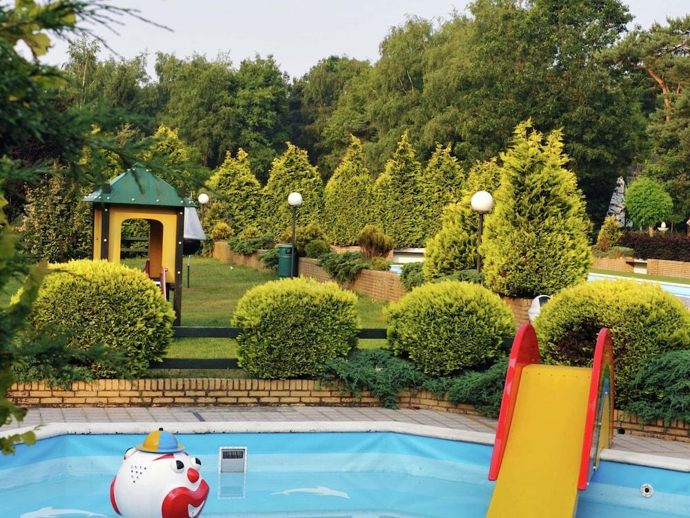 Chalet in Parc de Kievit With Large Garden