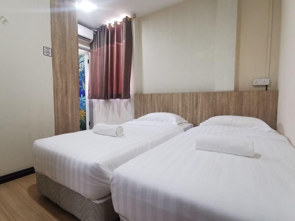 SPOT ON 90084 Room 123