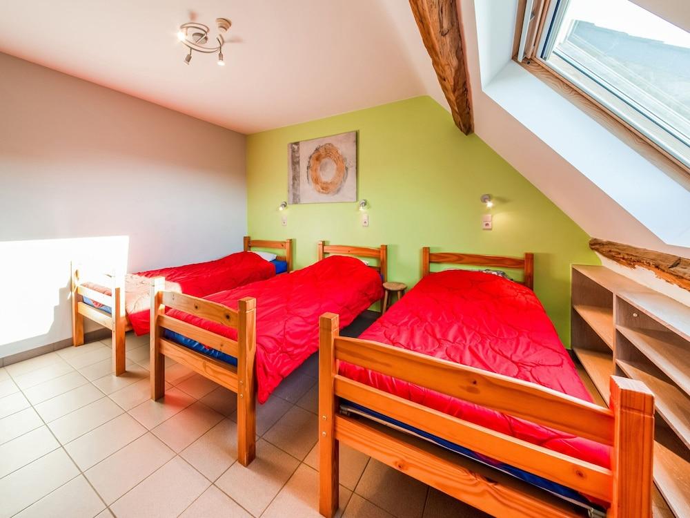 Rustic Estate With Sauna