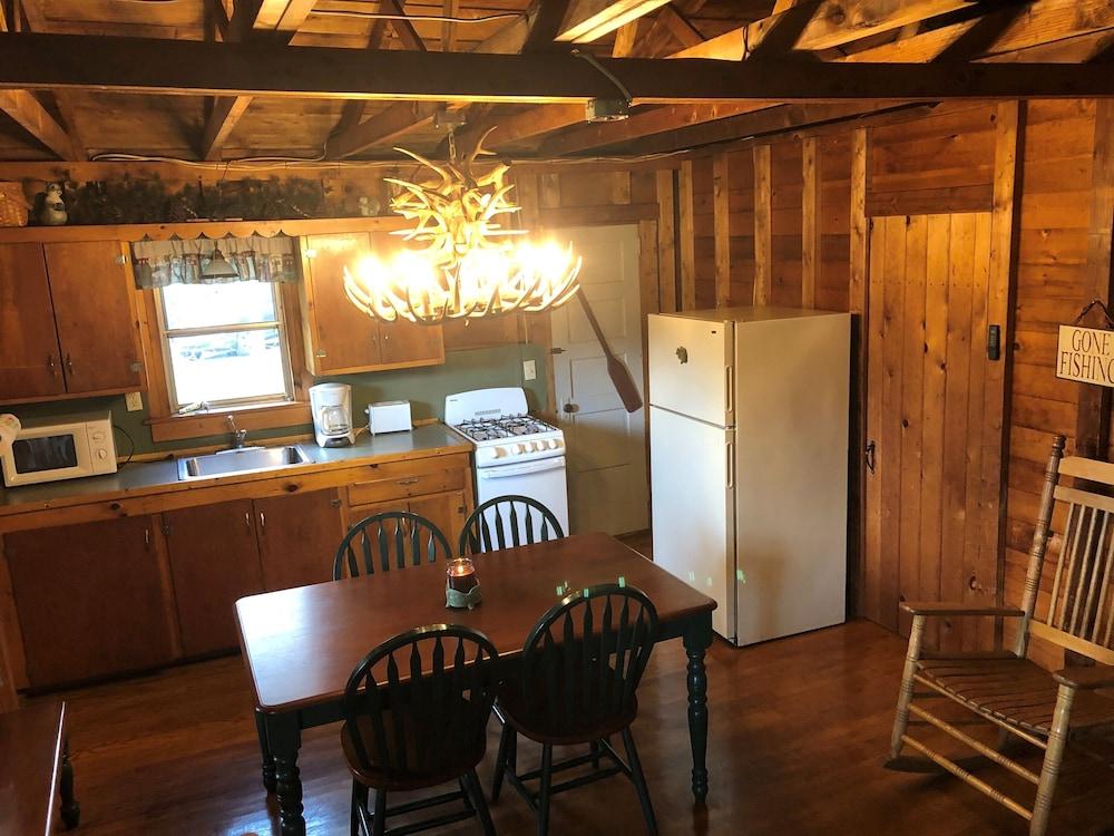 Sweet Valley Cottages