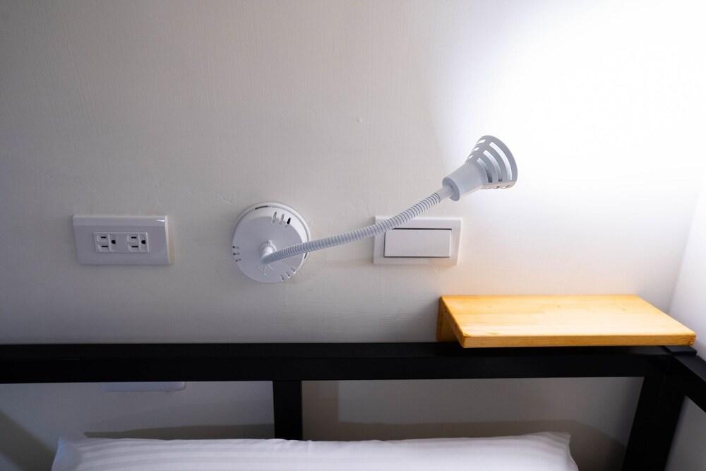 Travelers Plus - Hostel