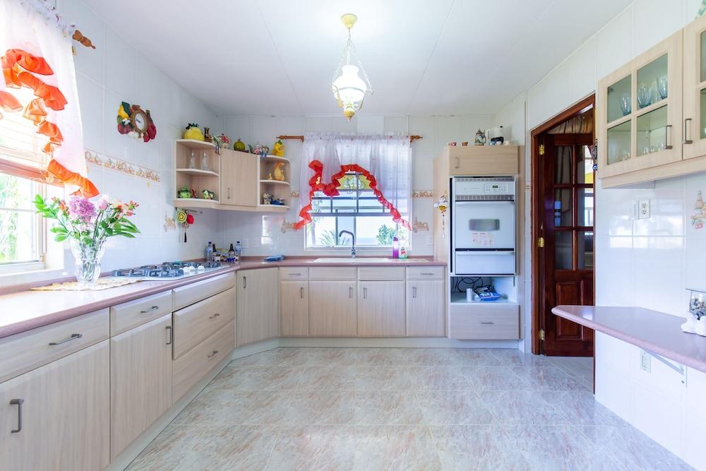 Breathtaking Family Designer Villa w/ Private Pool & Tropical Garden