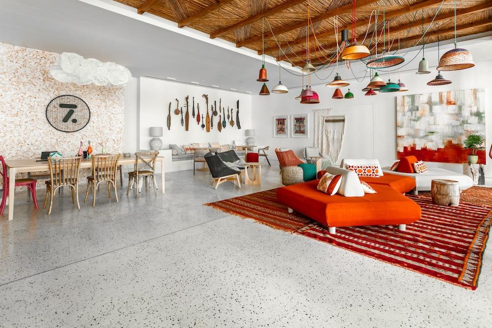 Cloud 7 Residences Ayla Aqaba