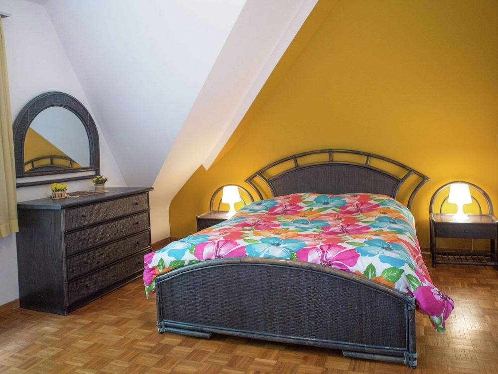 Westmalle Forest Garden Home