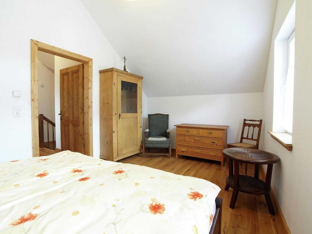 Nostalgic Apartment in the Beautiful Eifel Region