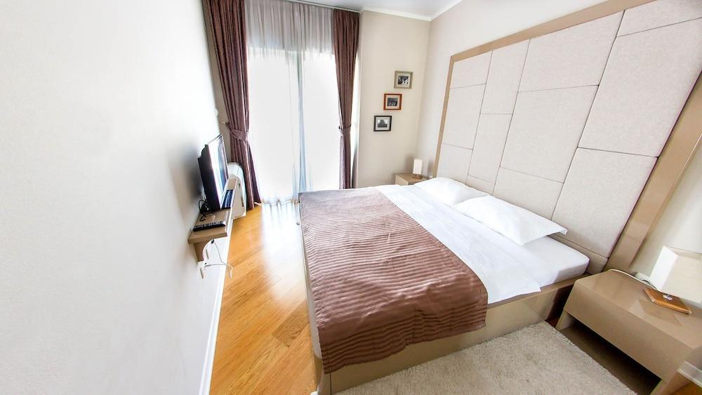 Lux Apartments Sunrior