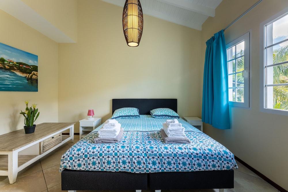 Spanish Water Marina Apartments