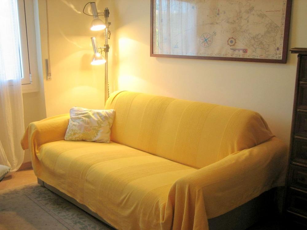 Villa in Lazise With Lake Garda Views